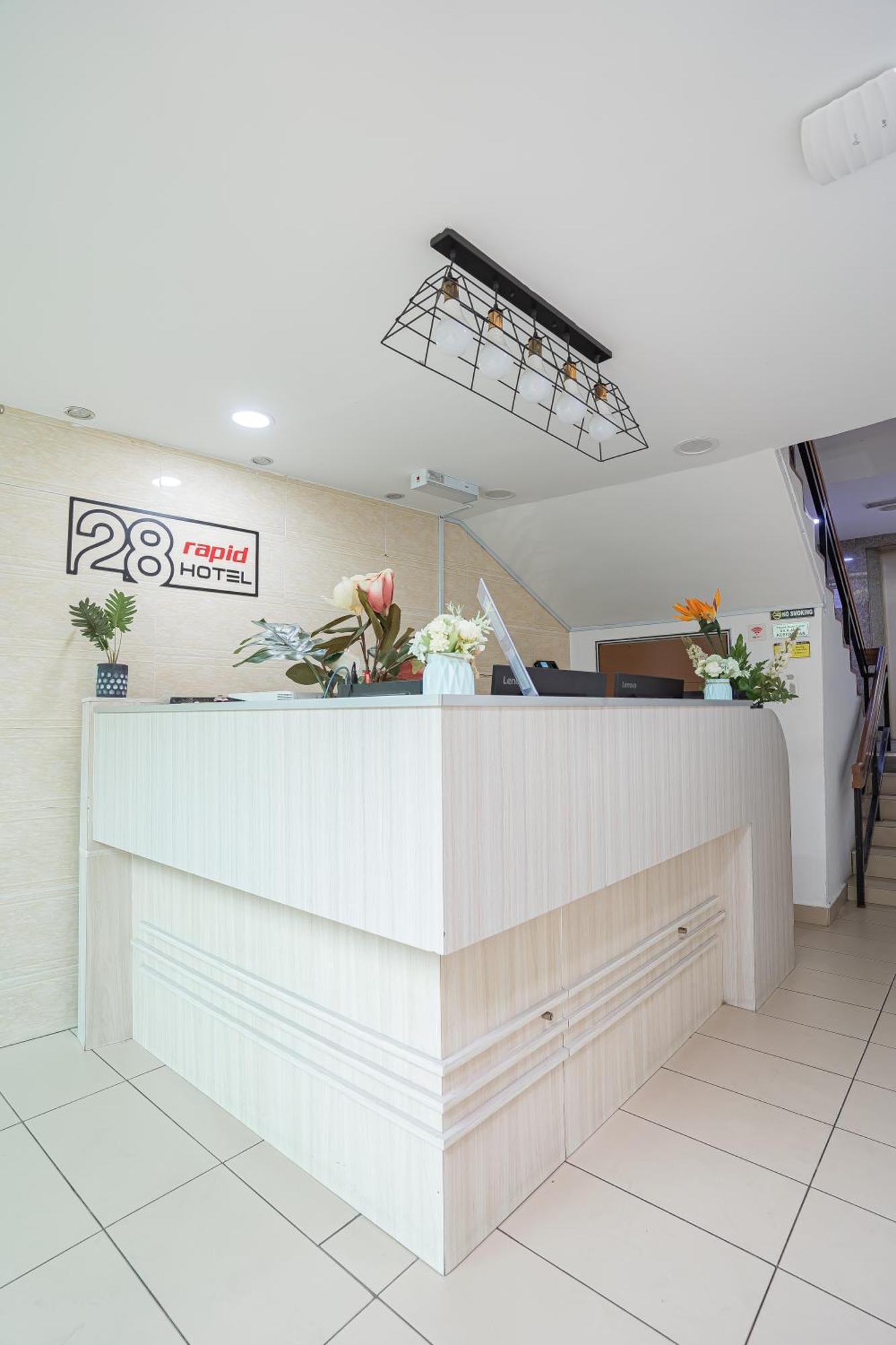 Hotel 28 Rapid كوالالمبور المظهر الخارجي الصورة